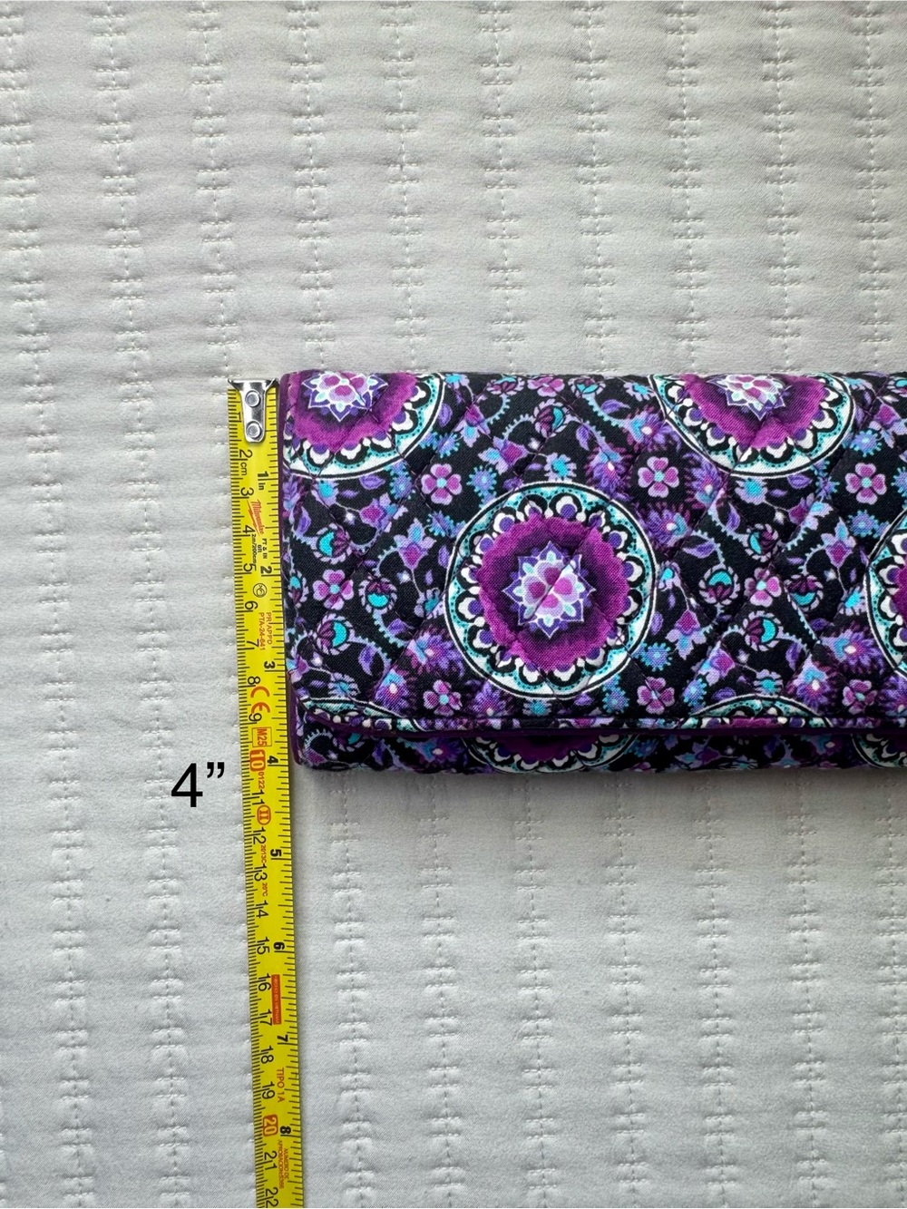 Vera Bradley Lilac Medallion Pattern RFID Trifold Large Wallet with ID Slots - Picture 8 of 8